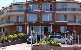 Apartments In Villa Rouge